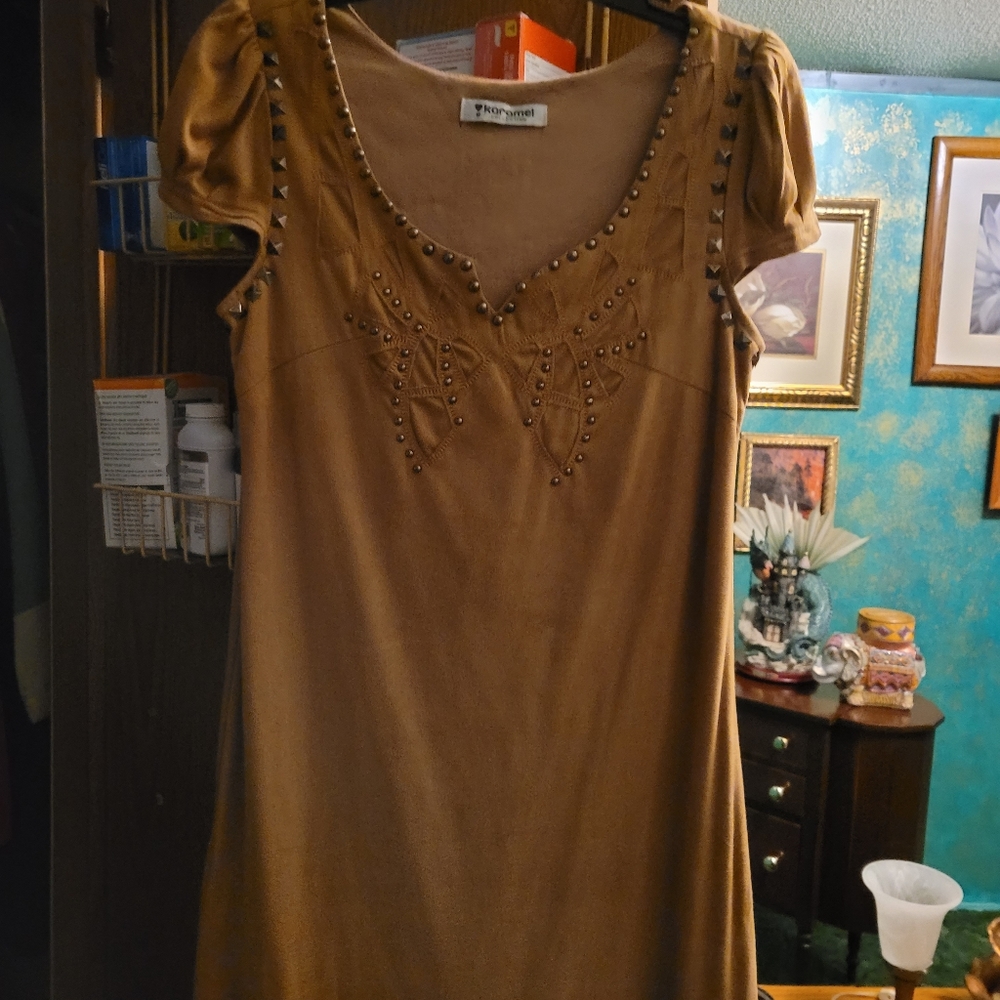 Dress - Picture 5 of 16